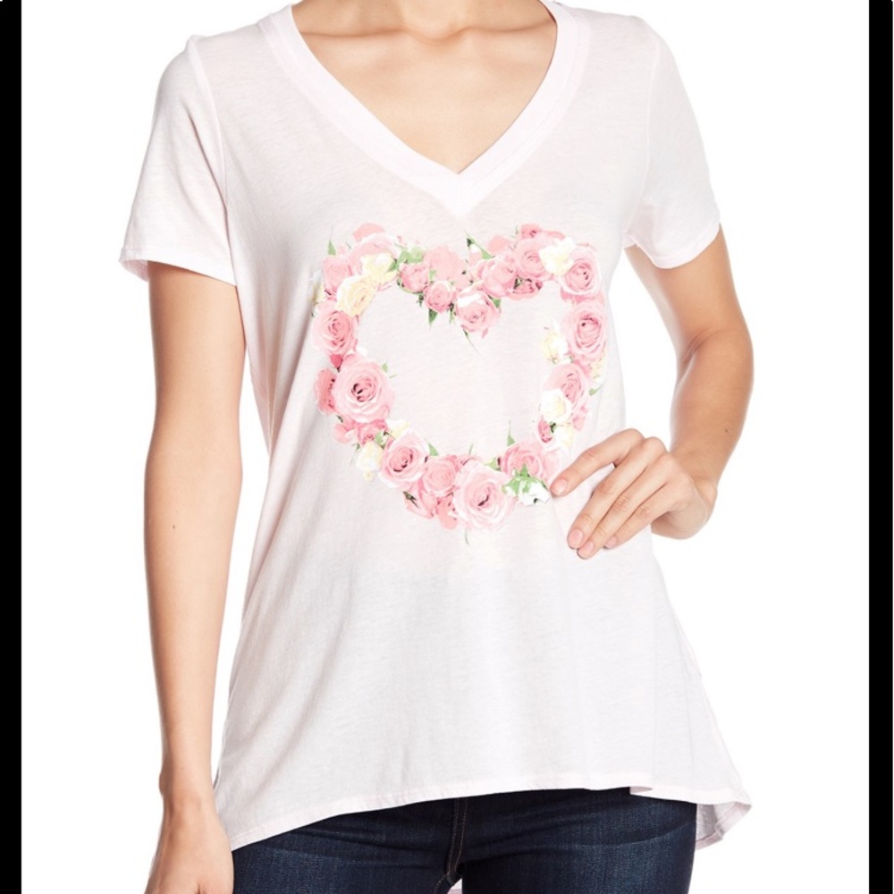NWT Chaser Rose Heart Hi-Lo V-Neck Tee